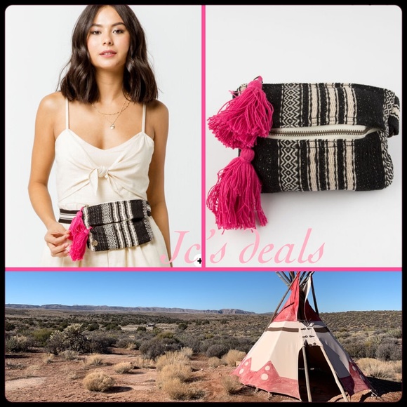 Billabong Handbags - 🔥 billabong fiesta pouch waist pack pink 🔥